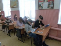 НОВОЛЕУШИНСКАЯ СОШ Тематическая выставка материалов о выборах «Тебе молодой избиратель» НОВОЛЕУШИНСКАЯ СОШ Тематическая выставка материалов о выборах «Тебе молодой избиратель»
